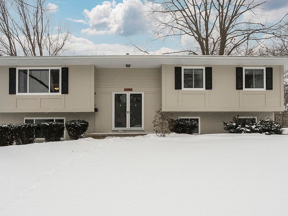 1st image of 2748 Cleveland Dr