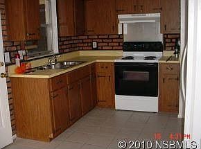 4th image of 2625 Westwood Ave