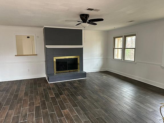 3rd image of 56 Southmont Dr