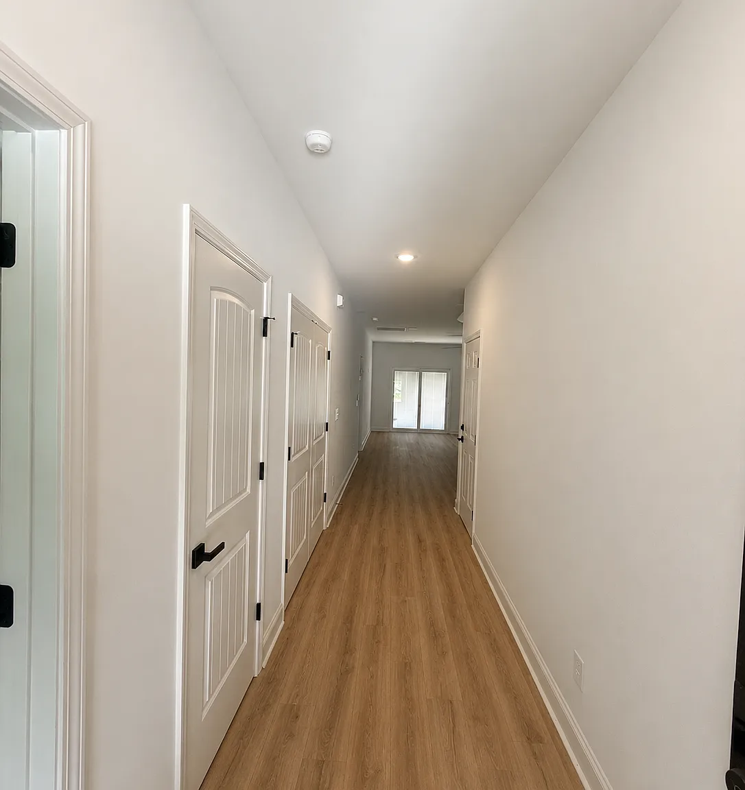 3 bed, 1240 sqft, $1,850 — Photo 3