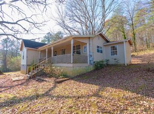 1554 Dry Valley Rd, Rossville, GA 30741