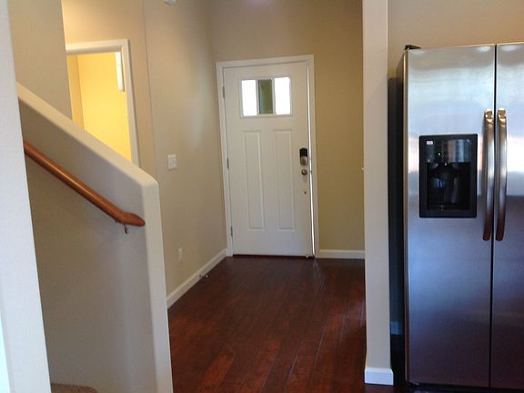 2nd image of 1522 Onyx St SE