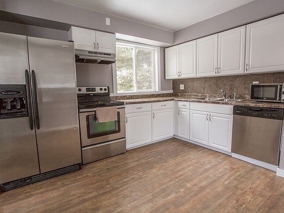 3rd image of 38 Cuyuna Dr