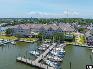 207 Queen Elizabeth Ave #6, Manteo, NC 27954