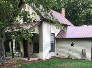 208 W 3rd St, West Lebanon, IN 47991
