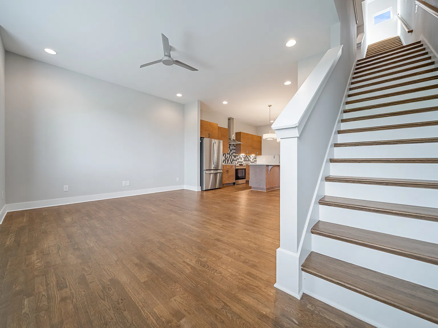4 bed, 1946 sqft, $2,800 — Photo 4