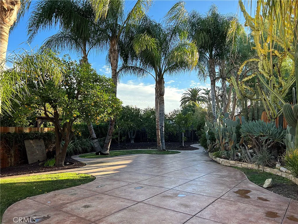 3 bed, 1412 sqft, $4,500 — Photo 2