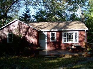 47 Harriet Rd, New Hartford, CT 06057