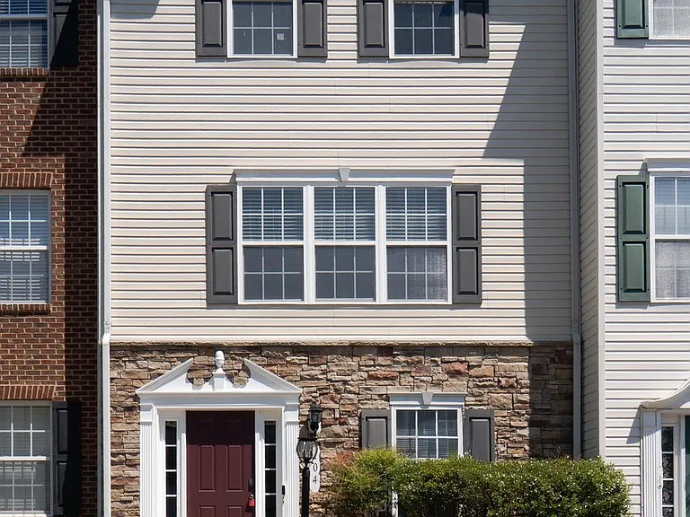 104 Stingray Ct — Photo 5