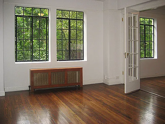 Sold by Awaye Realty Management LLC | media 2