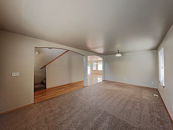 4th image of 12907 82nd Avenue Ct E