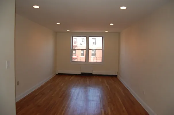 Rented by Griffith Real Estate | media 2