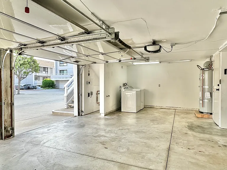 9 Serena Ct — Photo 43