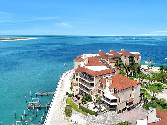 2nd image of 623 La Peninsula Blvd #623
