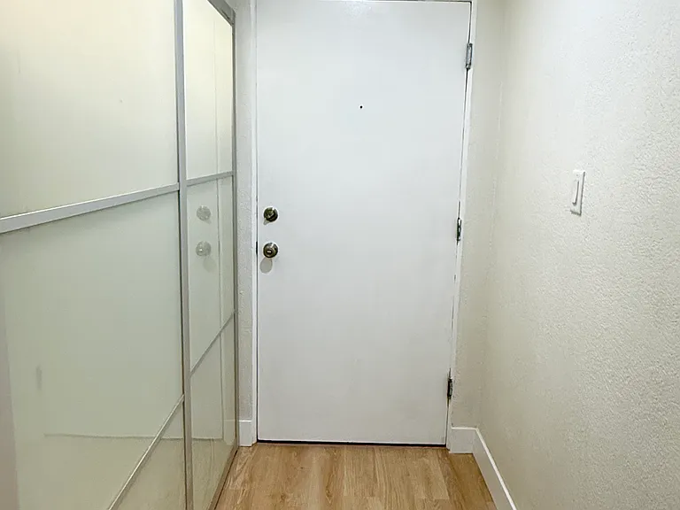 75 N Emerson St #101 — Photo 8