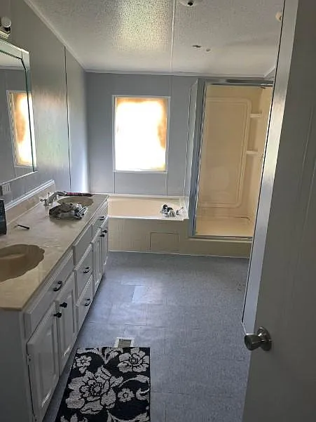 4 bed, 1920 sqft, $1,795 — Photo 2