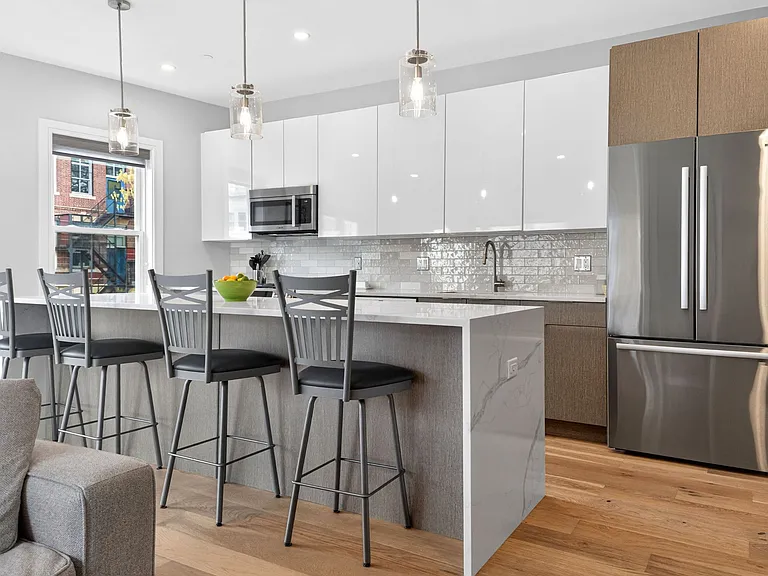 21 Glen Rd #13 — Photo 3