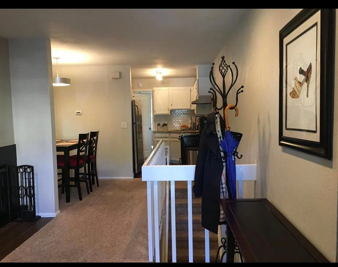 1885 S Quebec Way — Photo 3