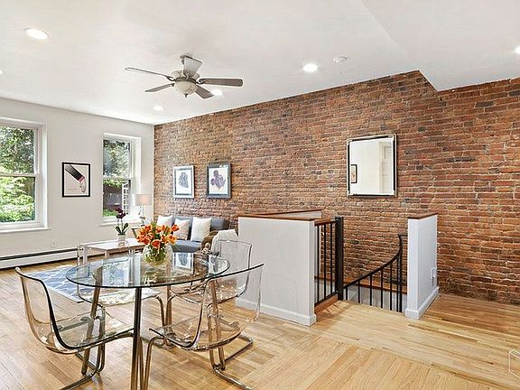 2nd image of 424 13th St #1A