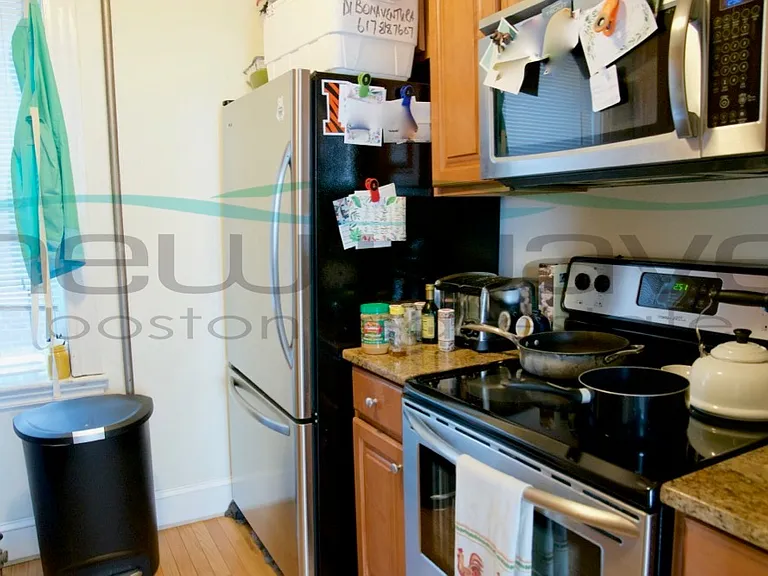 108 Myrtle St #8 — Photo 3
