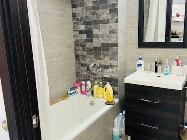 70-09 45th Avenue image 5 of 25