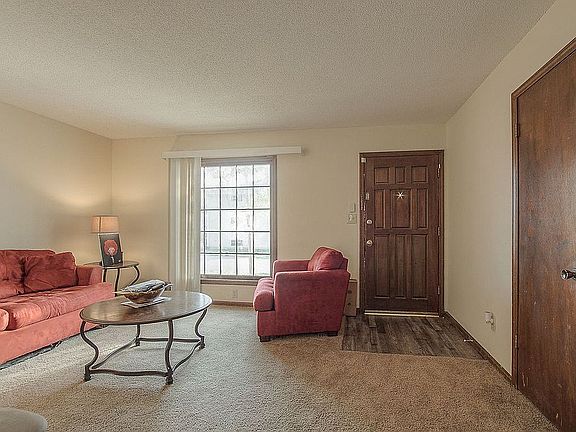 5th image of 5412-14 Ditzler Ave