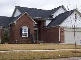 19057 Sexton St, Rockwood, MI 48173