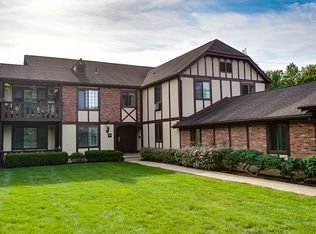 19G Kensington Rd, Chatham, NJ 07928