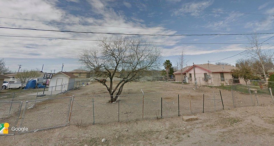 2nd image of 781 Anacua St