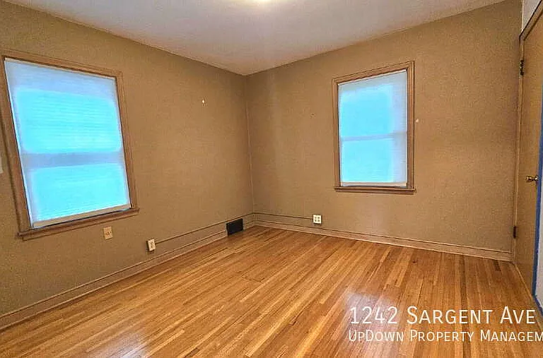 1242 Sargent Ave — Photo 9