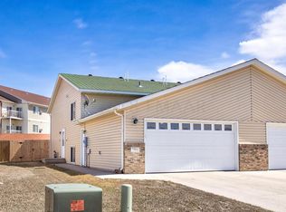 2506 Amber Valley Ct S, Fargo, ND 58104