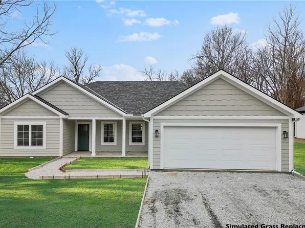 510 S Thornton St, Richmond, MO 64085