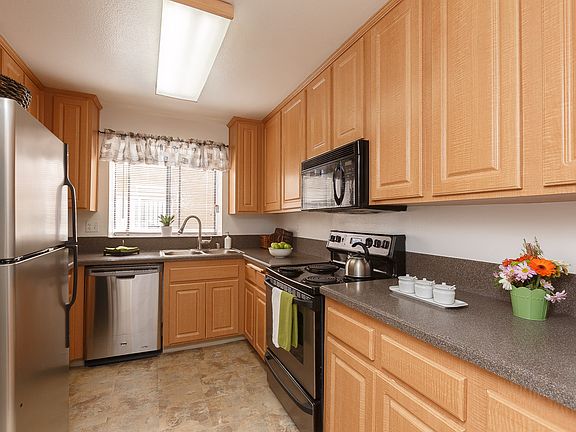 4th image of 4375 Florida St Unit 9