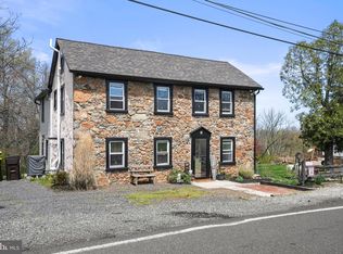 7 Grebe Rd, Schwenksville, PA 19473