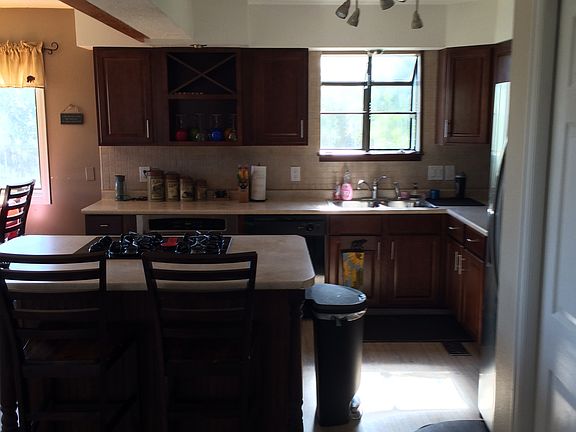 5th image of 1379 Piney Dr