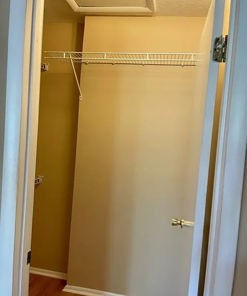 124 Reserve Cir #208 — Photo 16