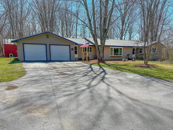 4121 W Shaffer Rd, Coleman, MI 48618