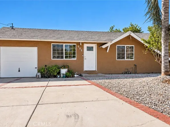 633 W 48th St, San Bernardino, CA 92407