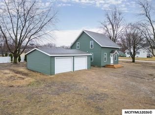 607 S Mill St, Lake Mills, IA