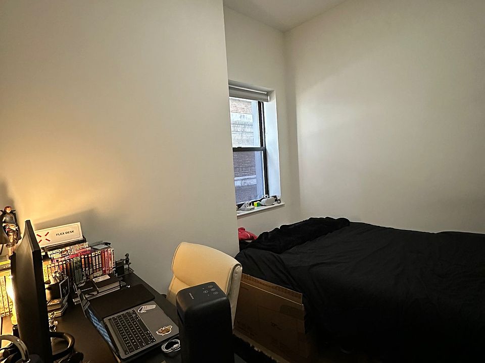 1st image of 50 W 34th St APT 19B06