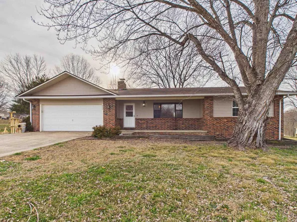 211 Spring Lake Dr, Mountain Home, AR 72653