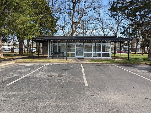 4th image of 2850 Middle Tennessee Blvd APT D13