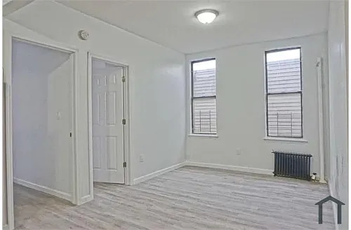 861 Freeman St #2 Photo 1