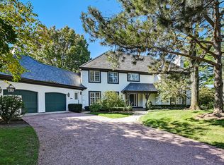1604 Burr Ridge Clb, Burr Ridge, IL 60527