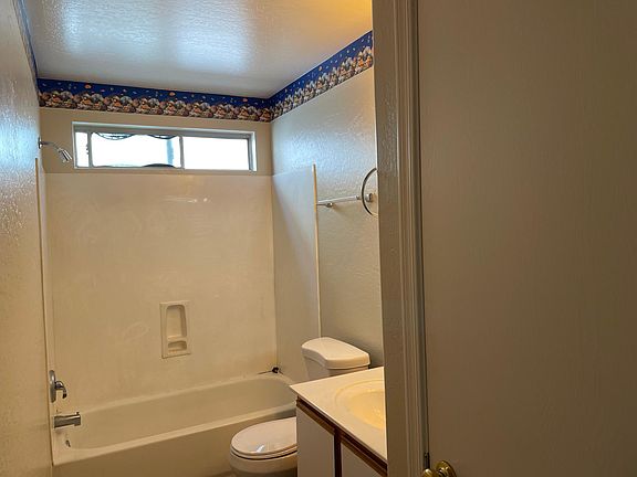 4th image of 12401 W Corrine Dr