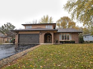 2845 Cambridge Ln, Olympia Fields, IL
