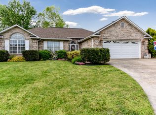 125 Medinah Cir, Maryville, TN 37801