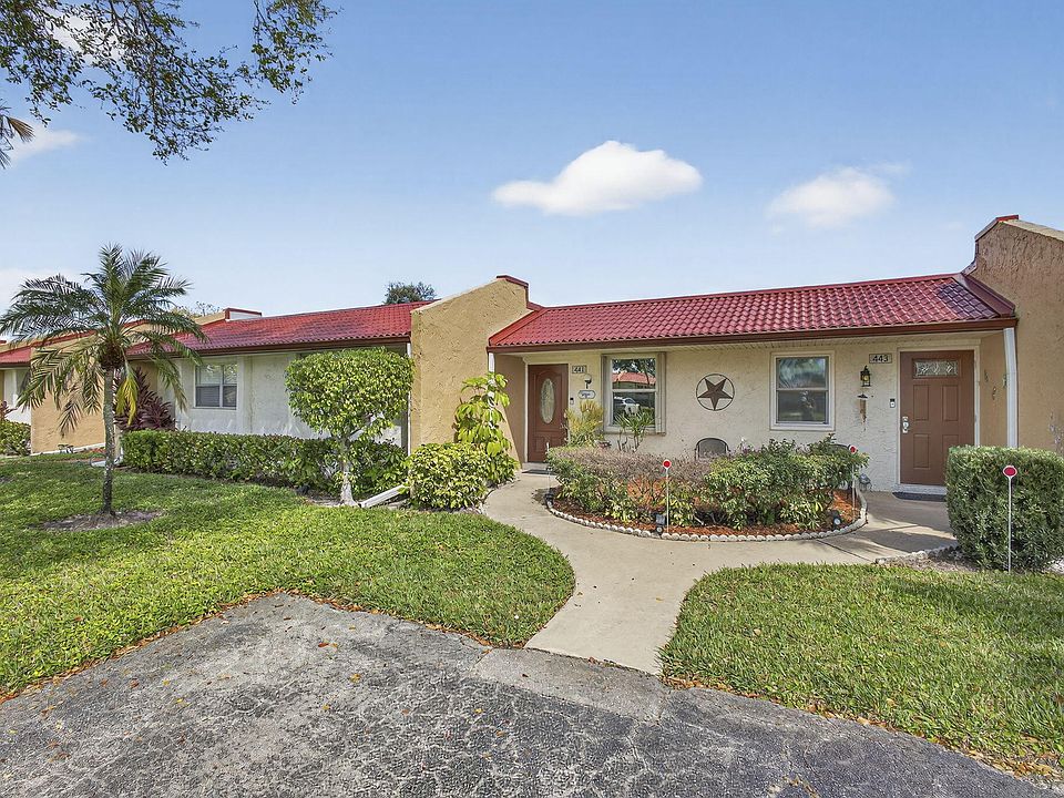 1st image of 441 Lake Helen Drive