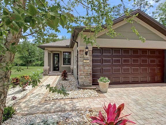 5th image of 297 Cypress Bay Dr