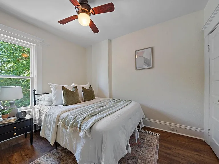 2538 N High St — Photo 9